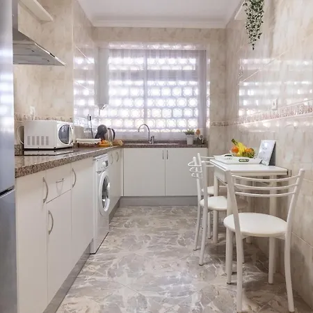 En Centro Vistas Al Mar * マルベーリャ